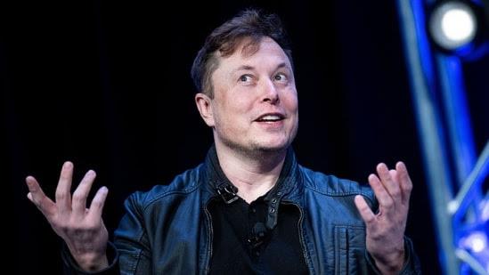 Elon Musk wants to buy Twitter, announced on his Twitter handle