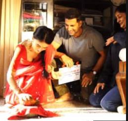 बॉलीवुड अभिनेता अक्षय कुमार और राधिका मदन ने शुरू की 'सूरिया सोराराय' की शूटिंग।