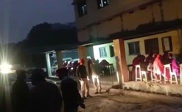 In an examination center of Motihari, Bihar, 400 students took the exam under the headlights of vehicles