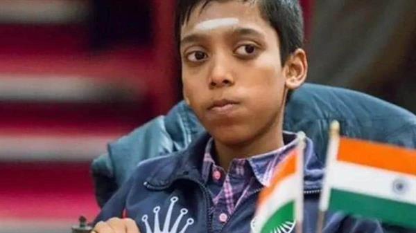 16 साल के Rameshbabu Praggnanandhaa ने प्रसिद्ध शतरंज चैंपियन Magnus Carlson को हराया