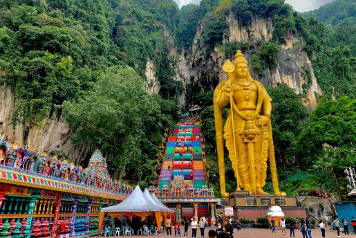 बाटु गुफा