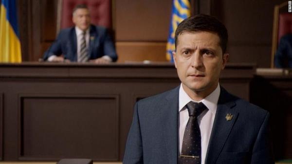 यूक्रेन के राष्ट्रपति वोलोडिमिर ज़ेलेंस्की की 'सरवेंट ऑफ द पीपुल' सीरीज़ नैटफ्लिक्स दौबारा करेगा प्रसारित