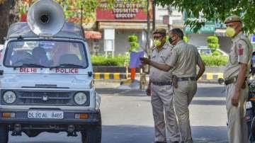 जम्मू कश्मीर के लोगों को कमरा देने से मना करने की विडियो पर दिल्ली पुलिस ने तोड़ी चुप्पी
