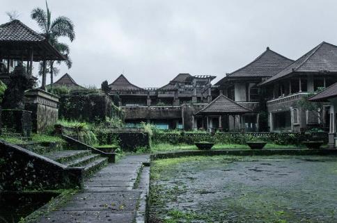 घोस्ट होटल