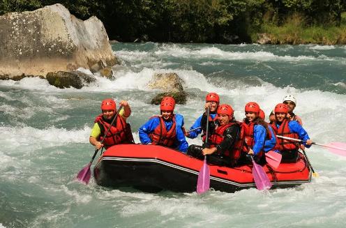 रिवर राफ्टिंग