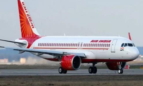 Air India increased the salary of employees by Rs 15,000, announced an annual bonus of Rs 180,000. 