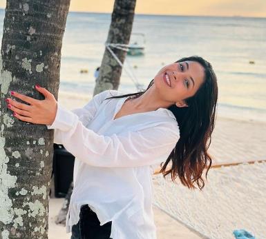 Shehnaaz Gill was seen flaunting on the beach in Mauritius, looking stunning in shorts. 